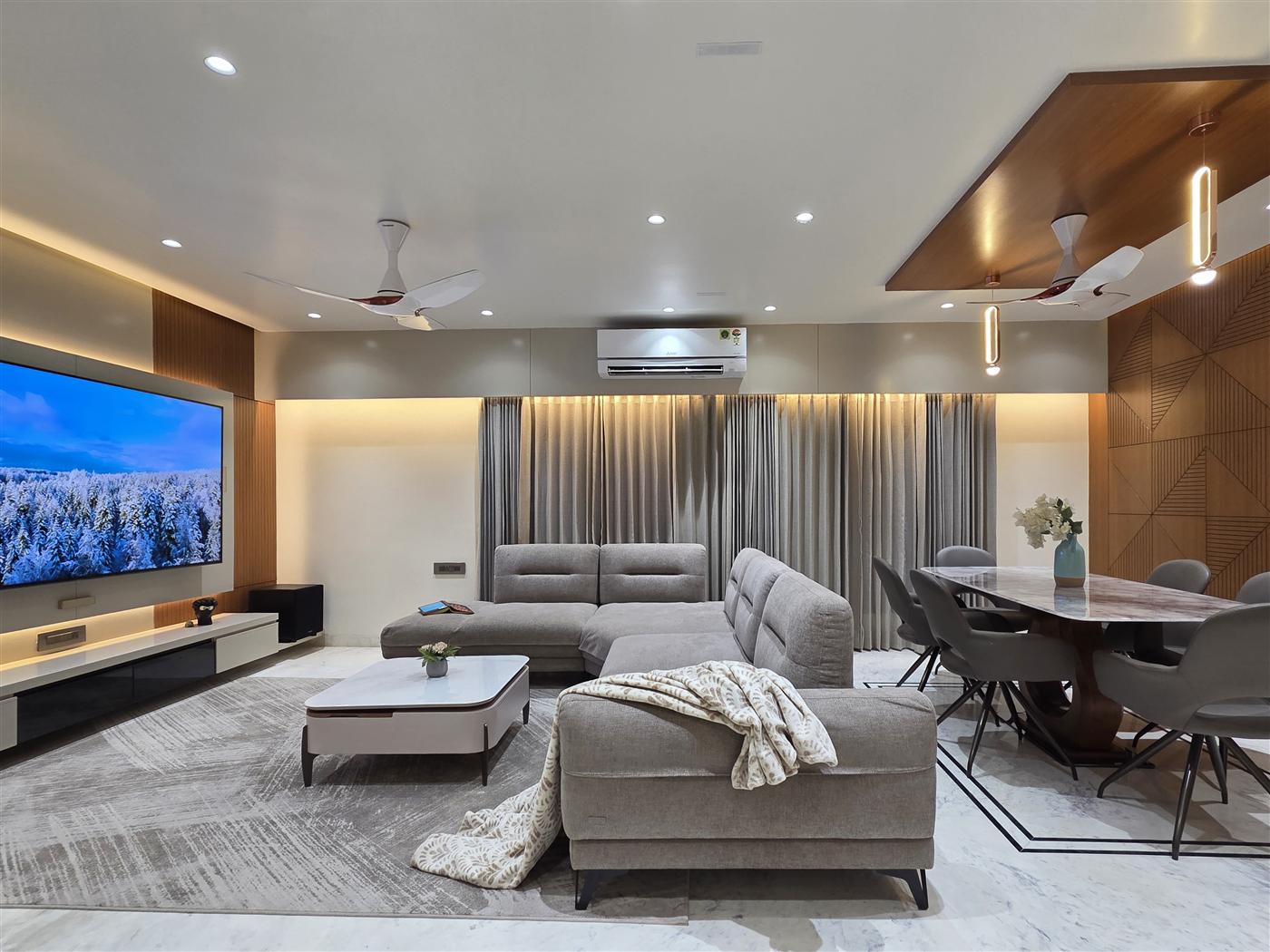 5BHK Ultra Luxurious Bunglow