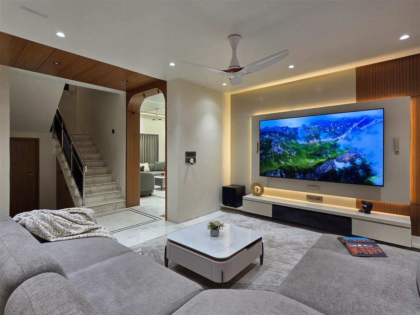 5BHK Ultra Luxurious Bunglow