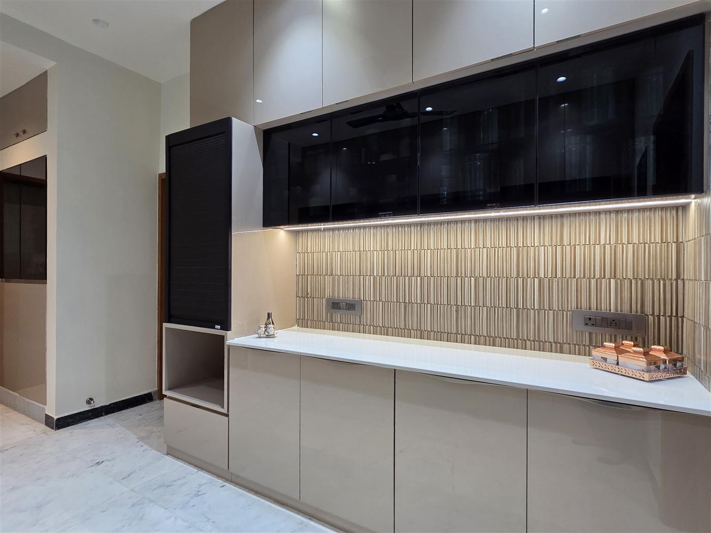 5BHK Ultra Luxurious Bunglow