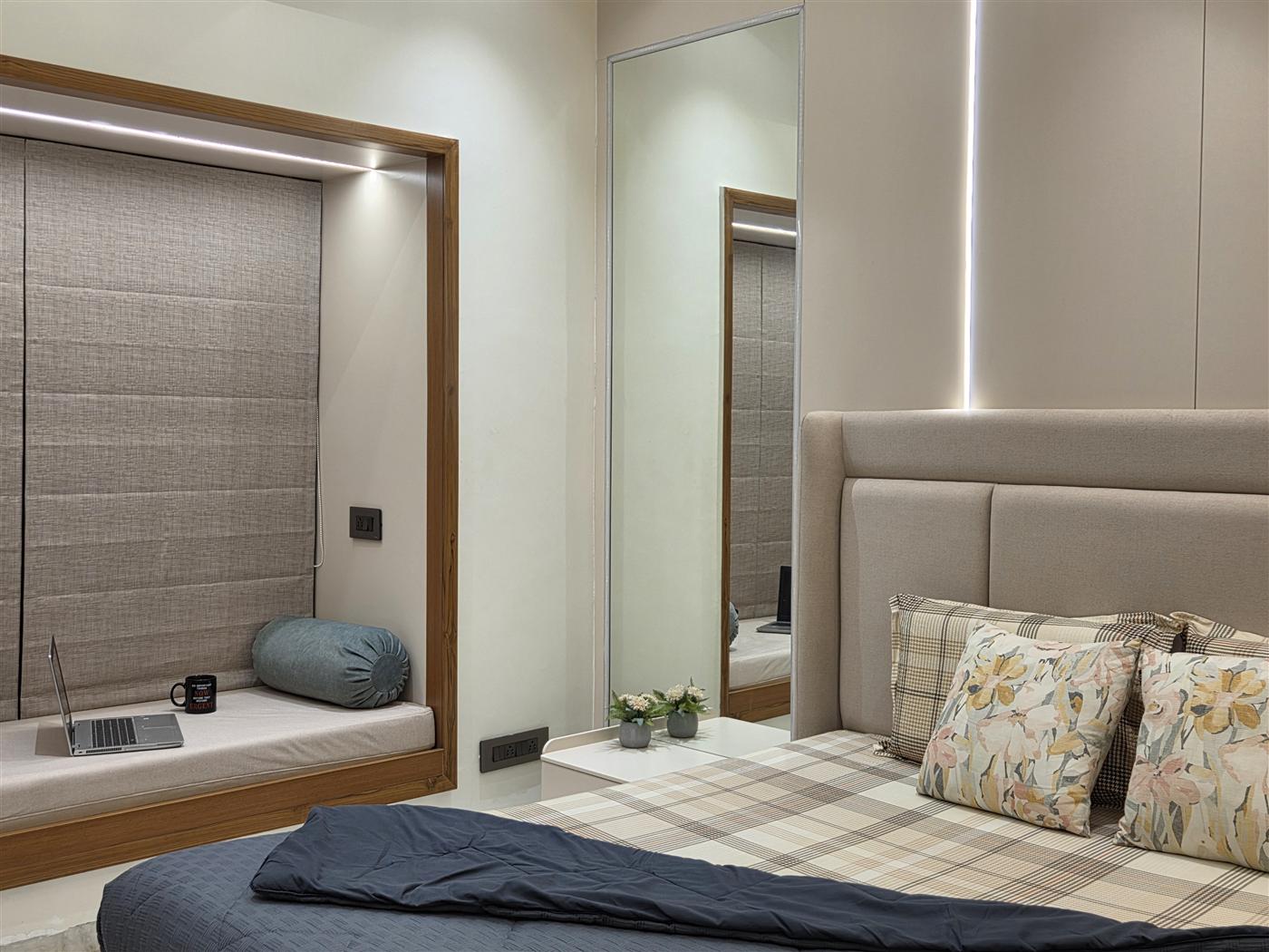 5BHK Ultra Luxurious Bunglow