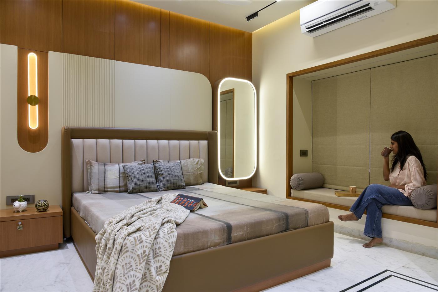 5BHK Ultra Luxurious Bunglow